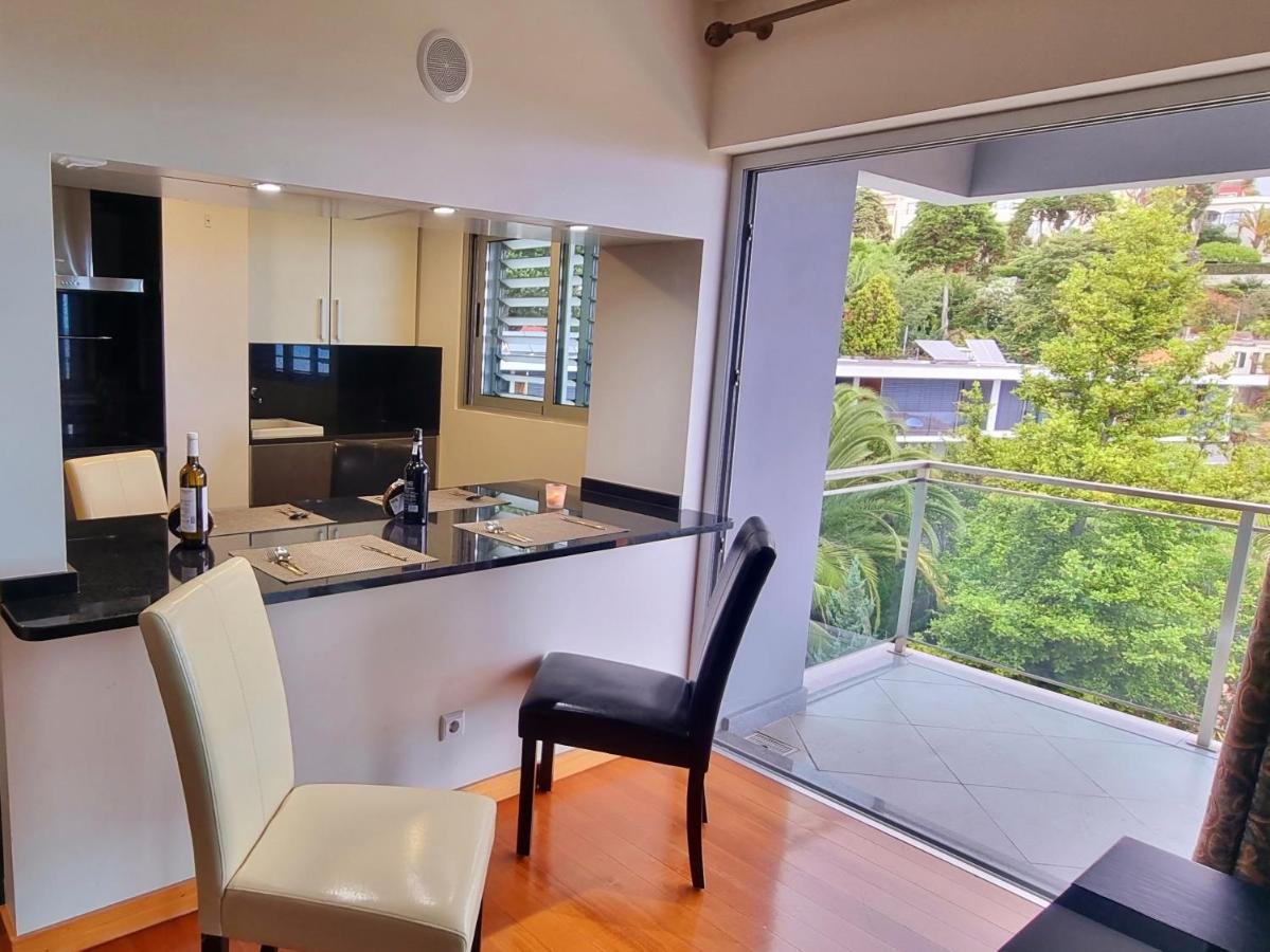 Big Apartment With Ocean Views, Ideal For Groups Funchal (Madeira) Bagian luar foto