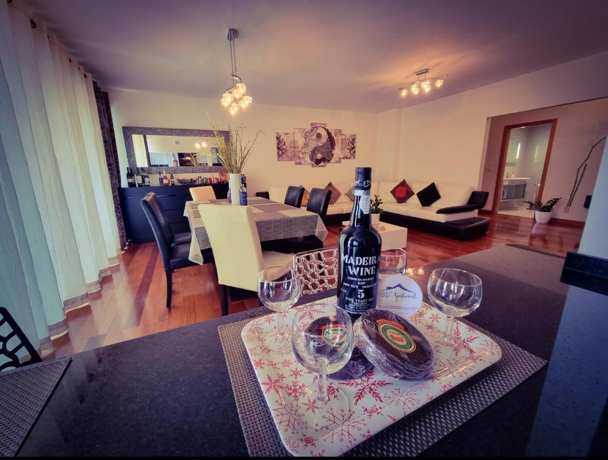 Big Apartment With Ocean Views, Ideal For Groups Funchal (Madeira) Bagian luar foto