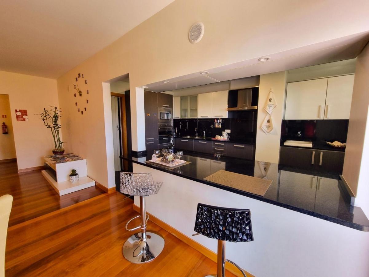 Big Apartment With Ocean Views, Ideal For Groups Funchal (Madeira) Bagian luar foto