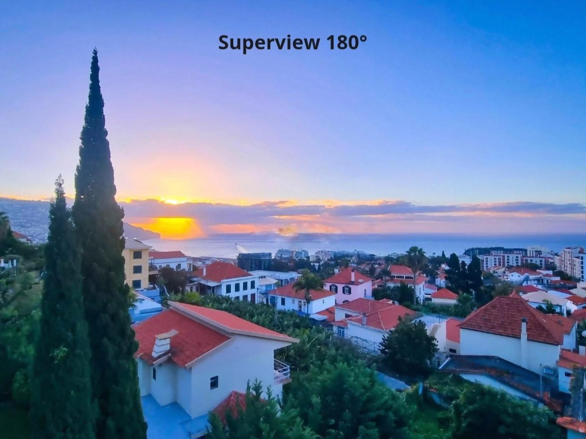 Big Apartment With Ocean Views, Ideal For Groups Funchal (Madeira) Bagian luar foto