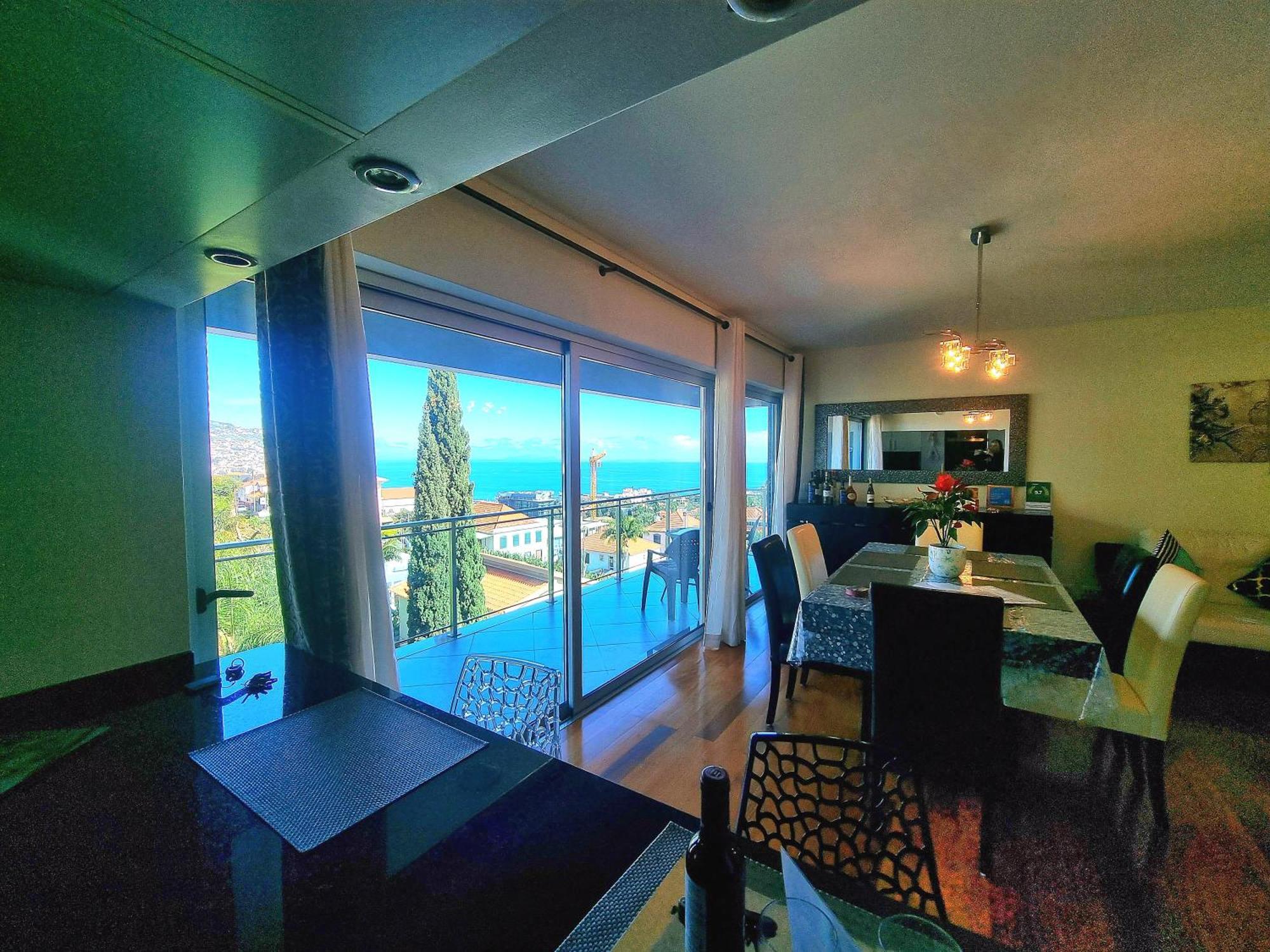 Big Apartment With Ocean Views, Ideal For Groups Funchal (Madeira) Bagian luar foto