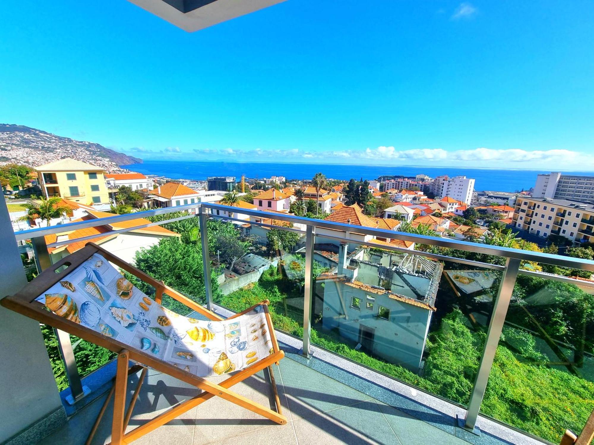 Big Apartment With Ocean Views, Ideal For Groups Funchal (Madeira) Bagian luar foto
