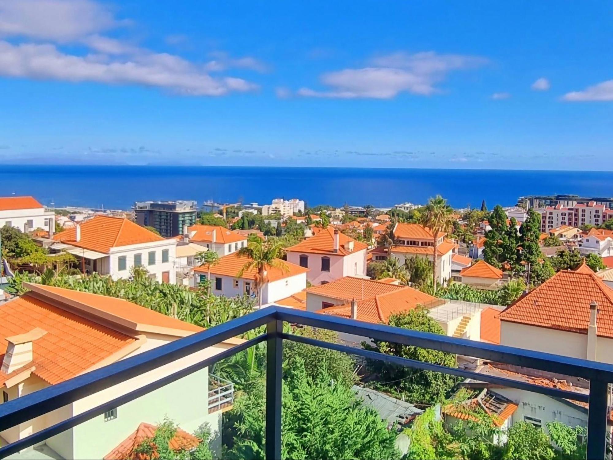 Big Apartment With Ocean Views, Ideal For Groups Funchal (Madeira) Bagian luar foto