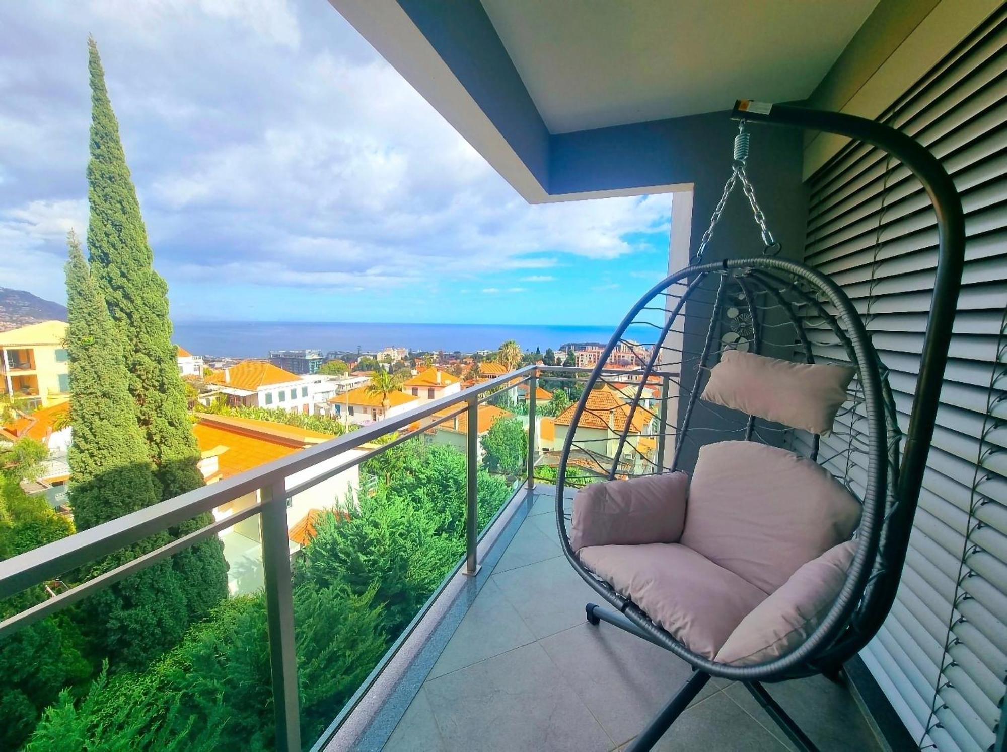 Big Apartment With Ocean Views, Ideal For Groups Funchal (Madeira) Bagian luar foto
